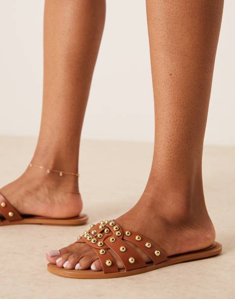Glamorous - Gyldenbrune flade sandaler med nitter - view 1
