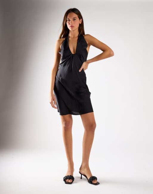 Glamorous Halter neck deep-v mini dress in black sateen, 3 of 4