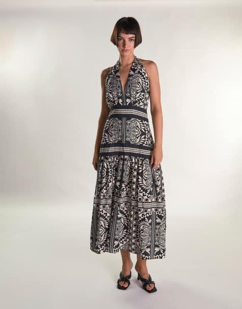 Glamorous Halter neck maxi dress in scarf border print - view 1