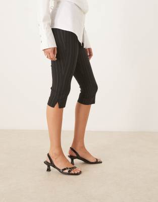 Glamorous Heeled Sandals With Buckle Details In Black