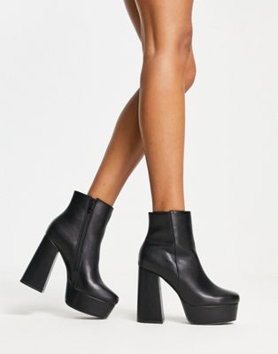 Glamorous high platform ankle boots in black