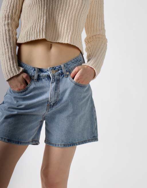 Glamorous High waist rigid denim short in mid blue, 3 of 4