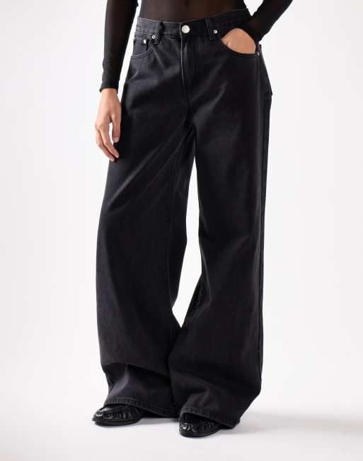 Glamorous High waist wide leg jeans in washed black, 2 of 4