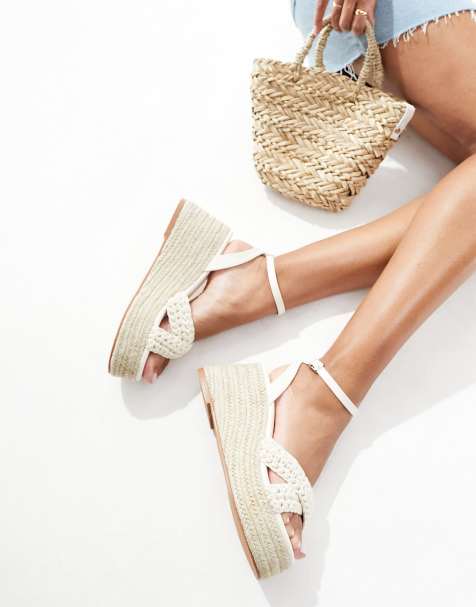 Glamorous - Hæklede espadrille-sandaler med plateau-hæl i beige - view 1