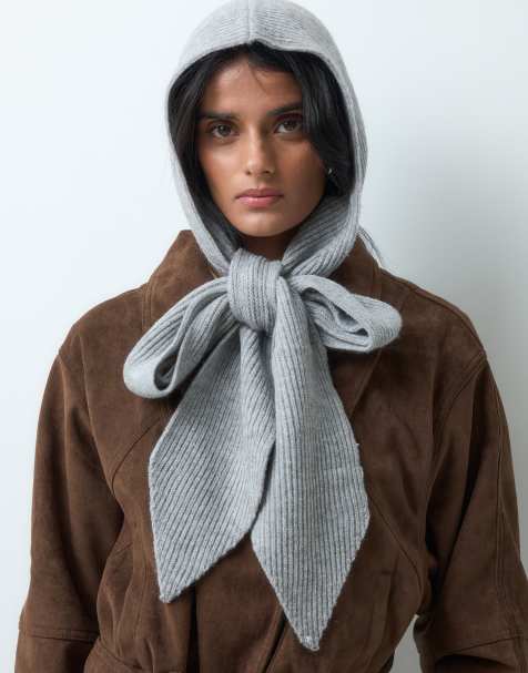 Glamorous huvad trekantscarf i grått - view 1