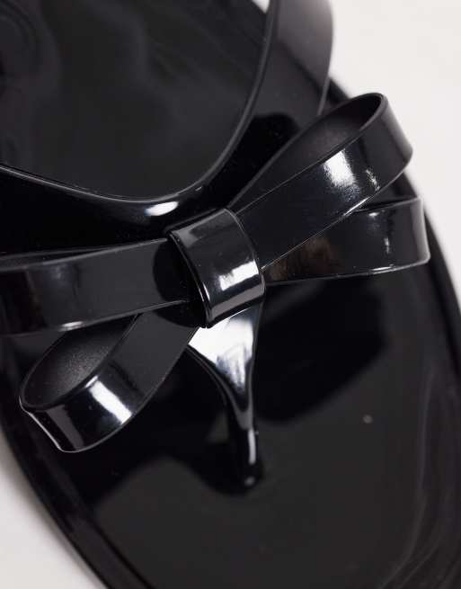 Glamorous – Jelly-Zehenstegsandalen in Schwarz mit Schleife, 4 von 4