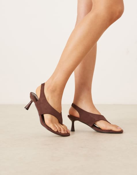 Glamorous kitten heel thong sandals in brown suede - view 1