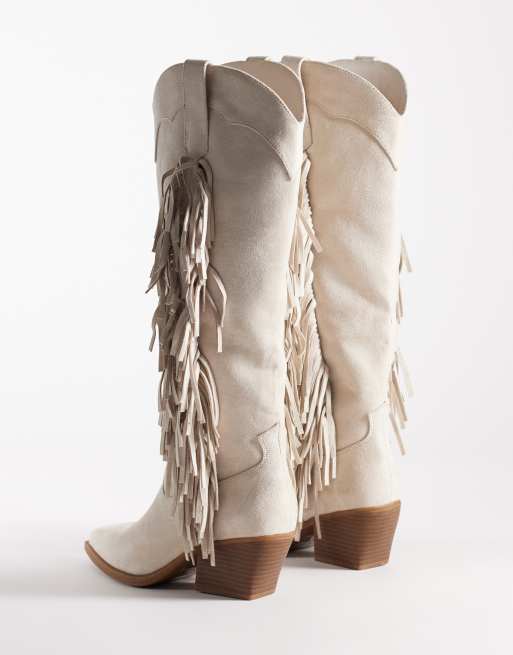 Glamorous – Kniehohe Westernstiefel aus Wildlederimitat in Cremeweiß mit Fransen, 3 von 4