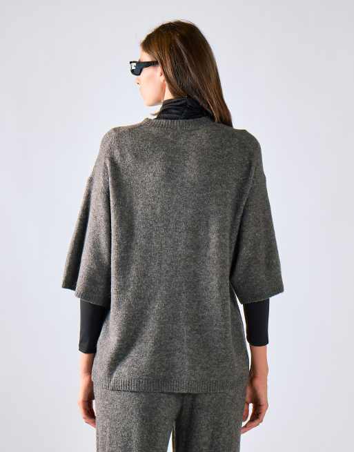 Glamorous Knitted tee in charcoal, 3 of 4