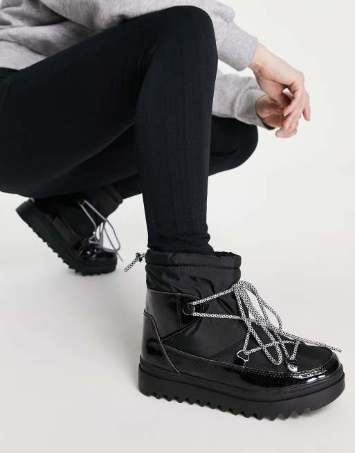 Glamorous – Kurze Schneestiefel in Schwarz