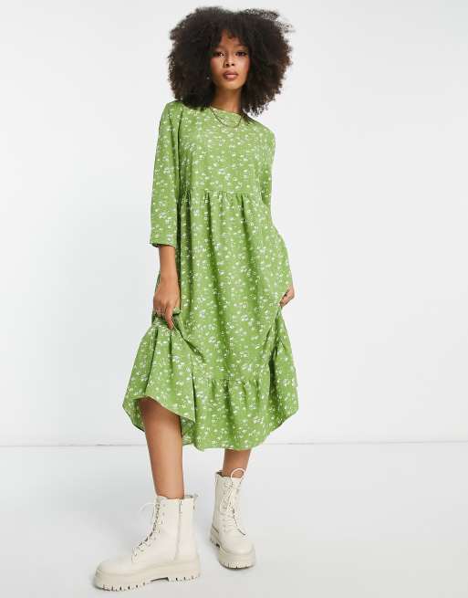 Glamorous - Lange smockjurk met lange mouwen in groen met witte bloemenprint