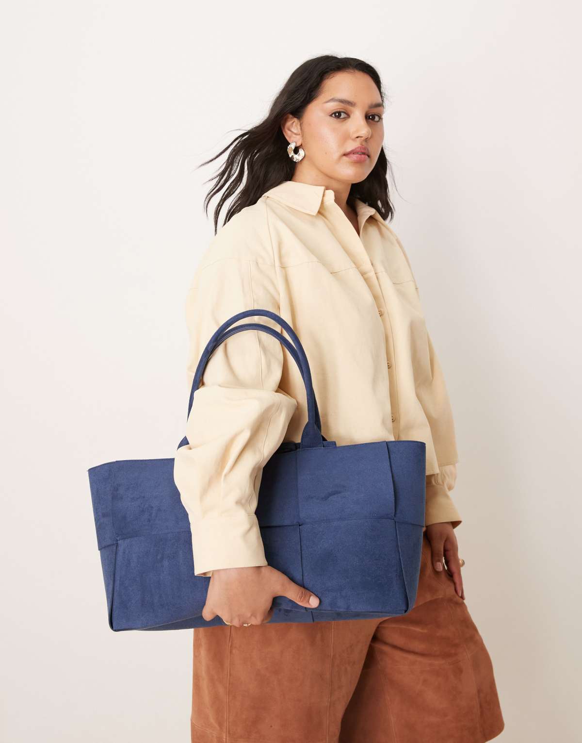Glamorous large woven faux suede tote bag in dark blue