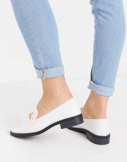 Glamorous loafers with gold trim in white, 4 of 4