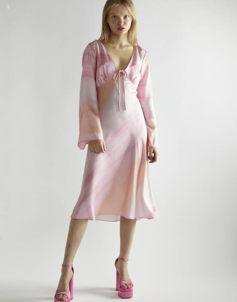 Glamorous Long flared sleeve midi dress in pastel digital tie dye - view 1