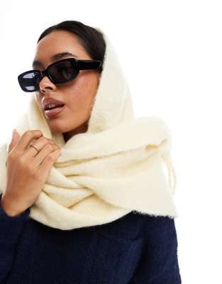 Glamorous Glamorous long scarf in pale yellow