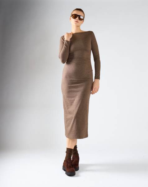 Glamorous Long sleeve bodycon midi dress in brown rib - view 1