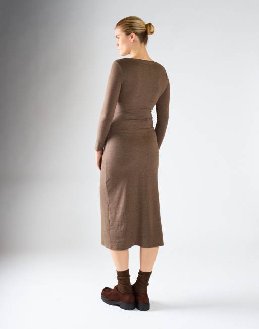 Glamorous Long sleeve bodycon midi dress in brown rib, 2 of 4