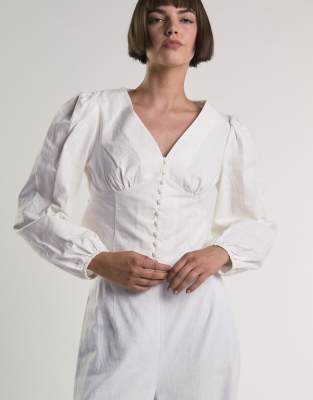 Linen 1