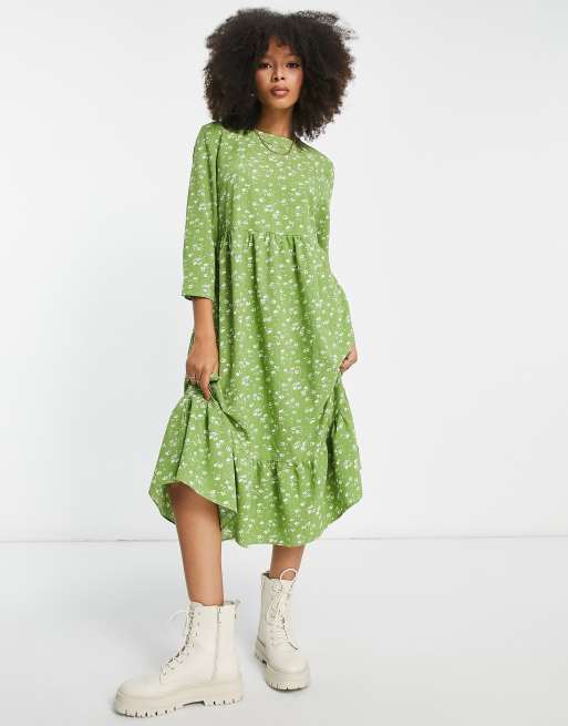 Green and white 2024 floral midi dress