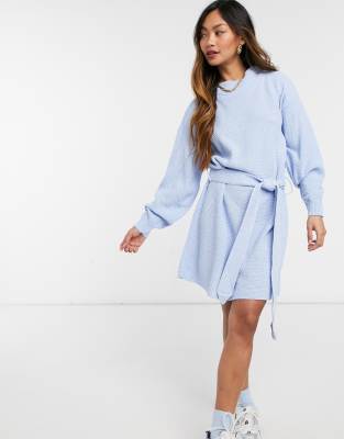 long blue jumper