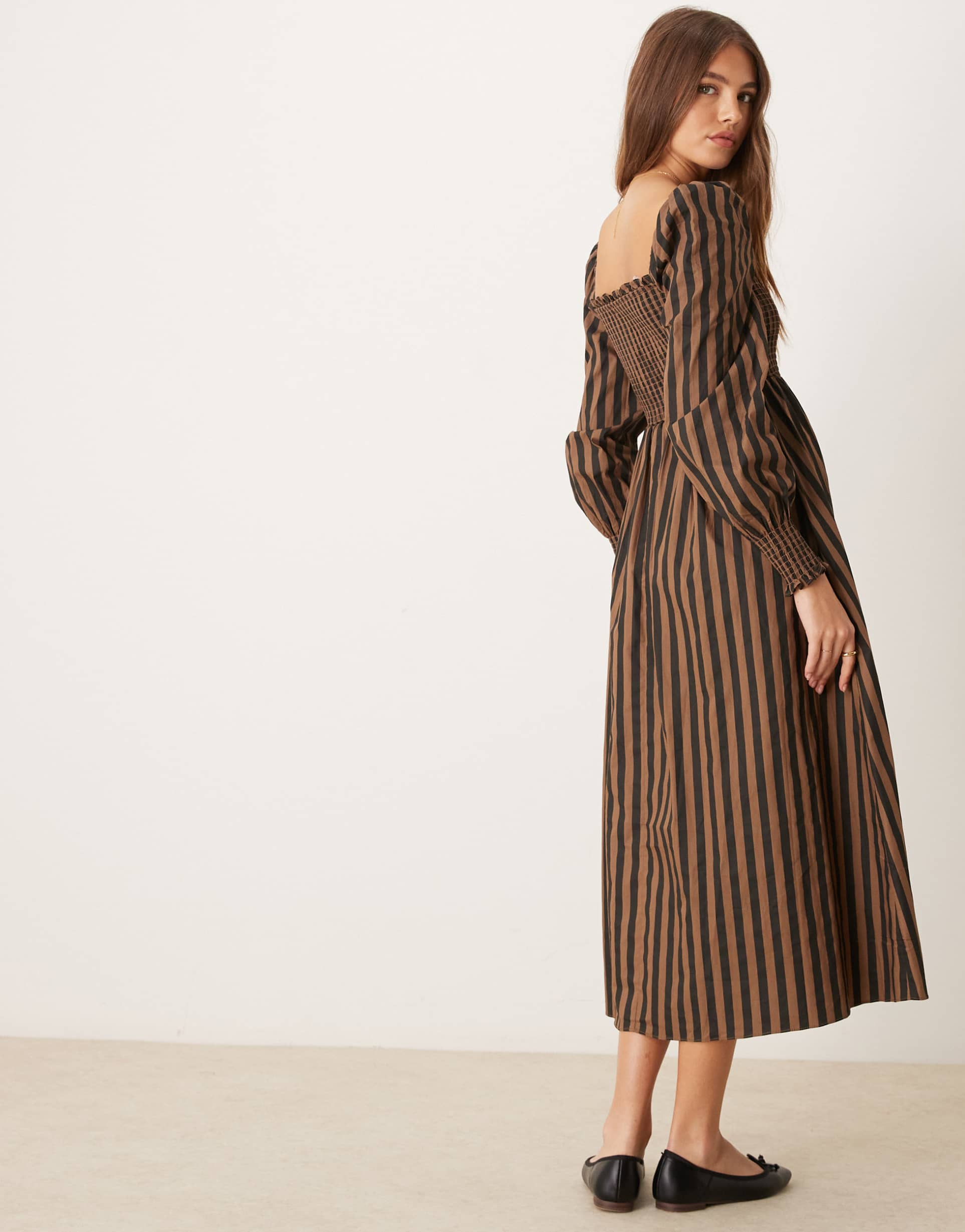 glamorous long sleeve shirred bodice maxi dress in brown/ black stripe