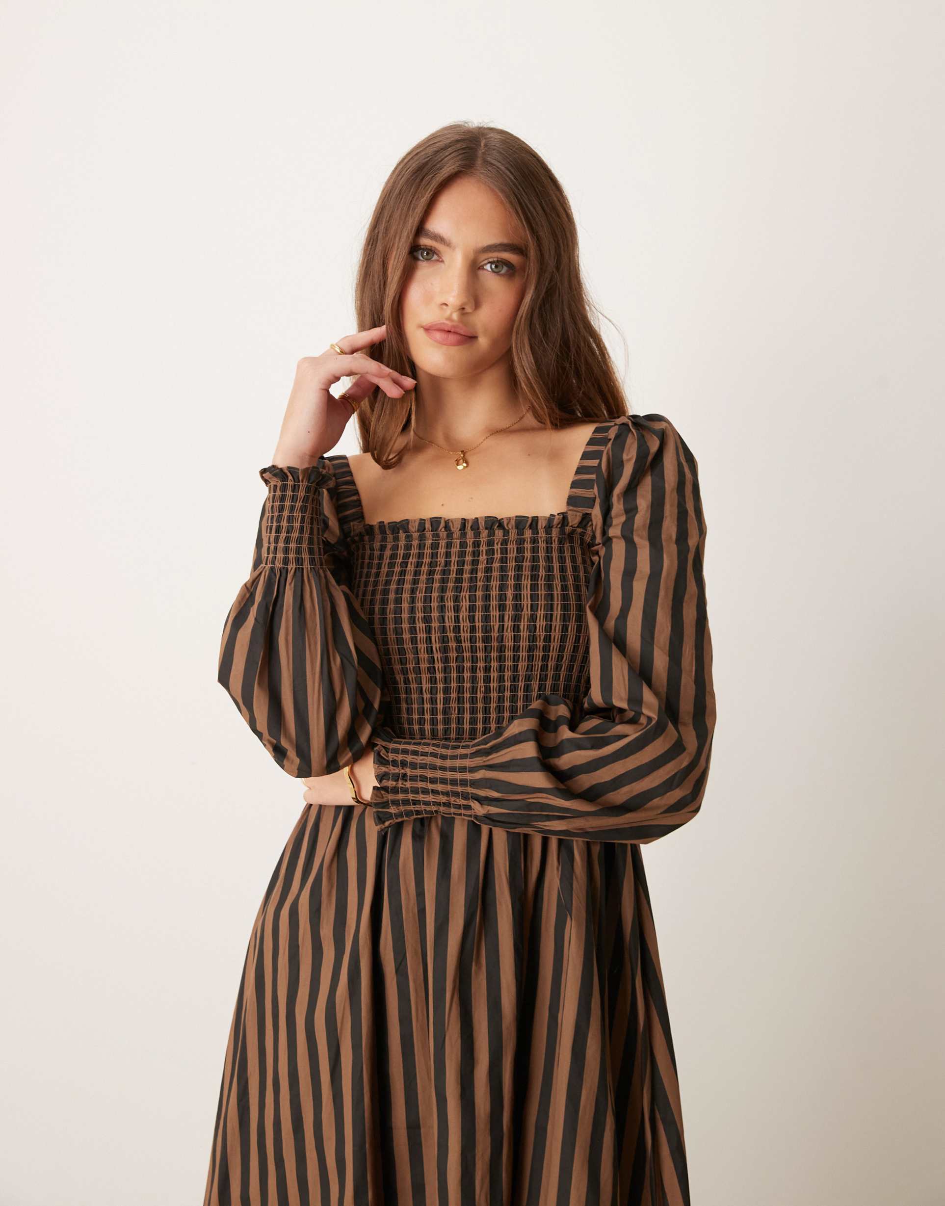 glamorous long sleeve shirred bodice maxi dress in brown/ black stripe