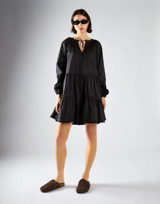 Glamorous Long sleeve smock dress in black cotton, 3 of 4