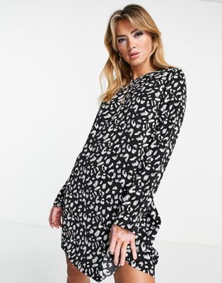 Glamorous long sleeve smock dress in sketchy style leopard
