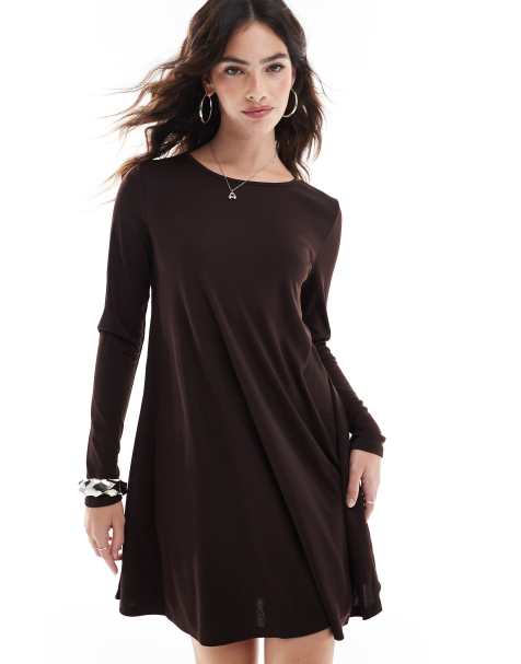 Glamorous Long sleeve swing dress in dark brown - view 1