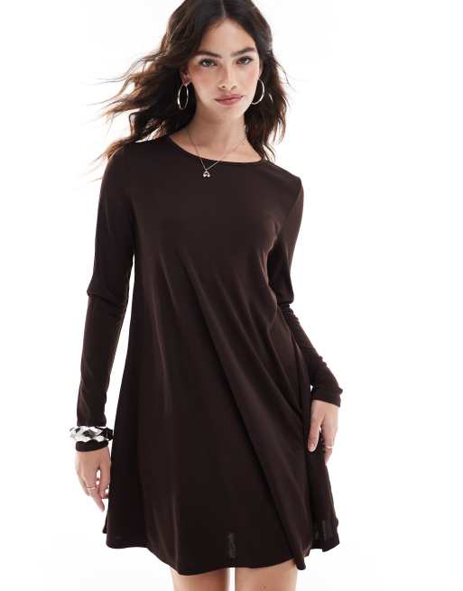 Glamorous Long sleeve swing dress in dark brown