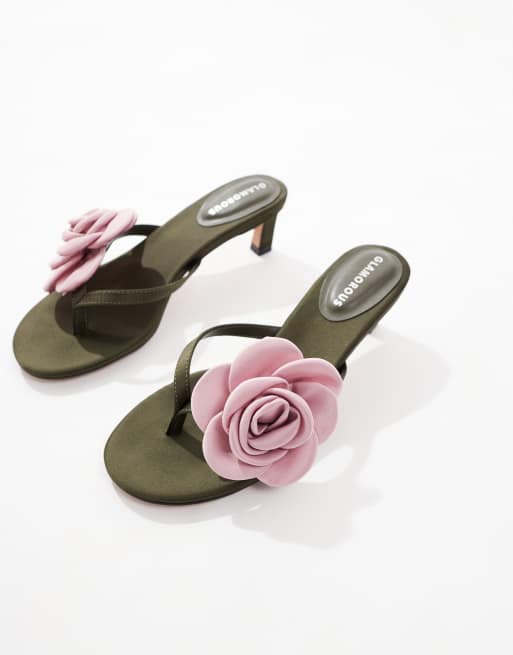 Glamorous low heeled flip flop sandals in green with pink flowers
