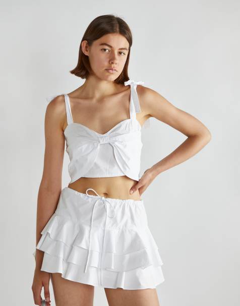 Glamorous Low rise rara mini skirt in white