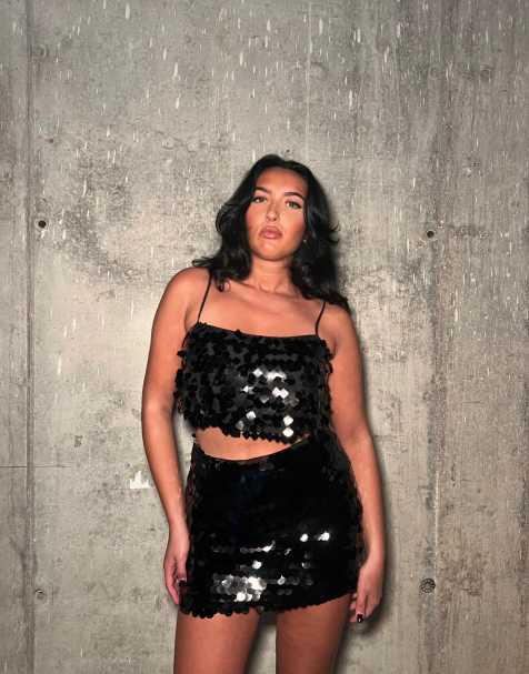 Glamorous Low-waisted mini-skirt in black large sequin - view 1
