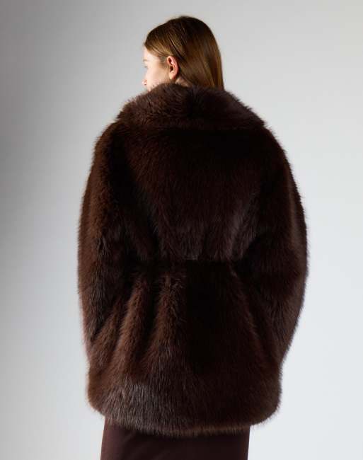 Glamorous Luxe faux fur belted coat in deep brown fur, 3 of 4