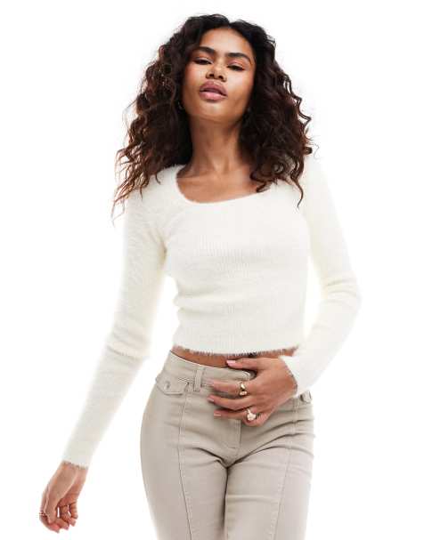 Glamorous - Maglione lavorato a coste leggero crema con scollo squadrato - view 1
