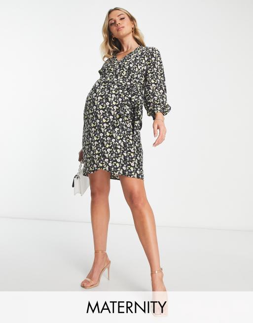 Glamorous Maternity - Langærmet slå om-kjole med bindetalje og lyst småblomstret print