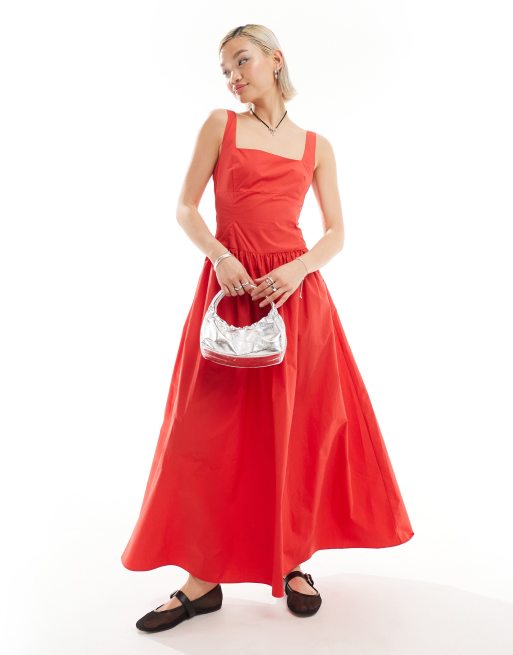Glamorous - Maxi jurk met verlaagde taille, vierkante hals en volle rok in rood, 2 van 4