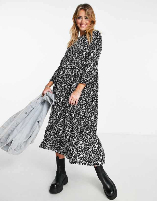 Glamorous maxi smock dress in black white ditsy