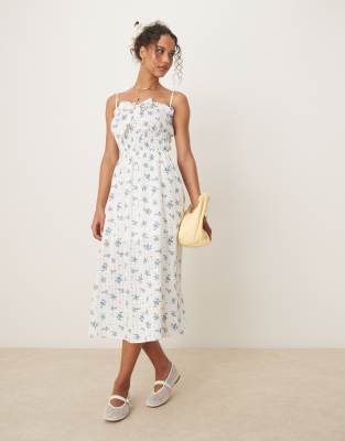 Glamorous - Maxikleid mit Spaghettiträgern, Zierschleife vorne und blauem Blumenmuster
