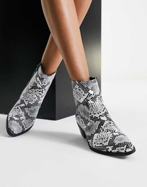 Black and white outlet snake print booties