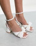 [Glamorous] Glamorous mid heel sandals with bow in white 36 WHITE