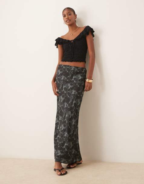 Glamorous midi skirts in charcoal digital floral