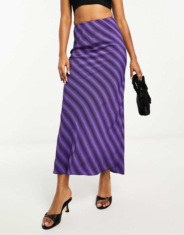 Glamorous - midi slip skirt in purple optical print