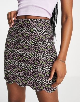 Glamorous mini a-line skirt in floral mini cord with scallop hem