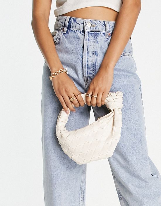 https://images.asos-media.com/products/glamorous-mini-grab-bag-in-cream-woven-pu/203069228-1-cream?$n_550w$&wid=550&fit=constrain
