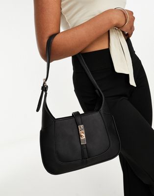 Glamorous minimal shoulder bag with gold clasp in black