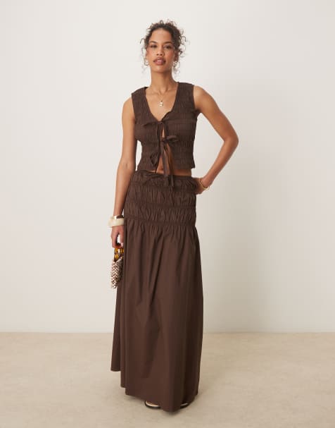 Glamorous - Mørkebrunt sæt med rynker - view 1