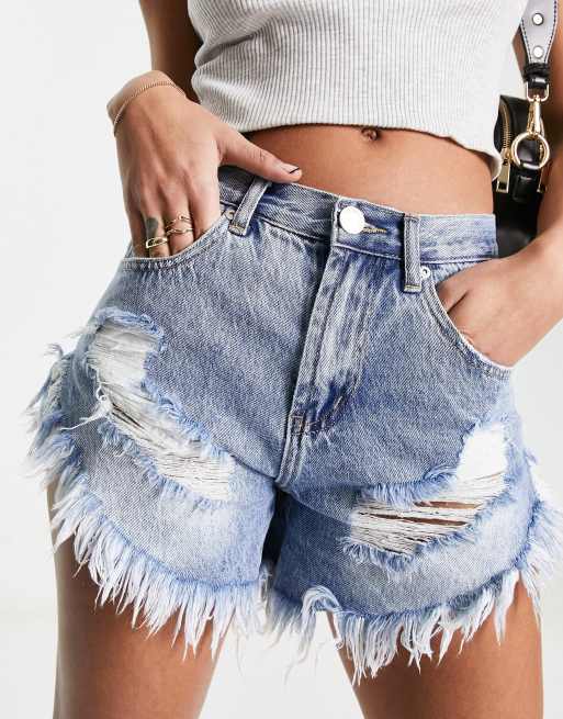 Glamorous – Niebieskie szorty jeansowe z wysokim stanem i postrzępionymi brzegami