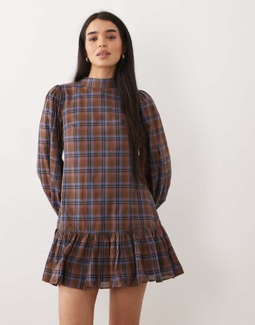 Glamorous – Niebiesko-brązowa sukienka mini w kratę z bufkami i zabudowanym dekoltem, 2 z 4