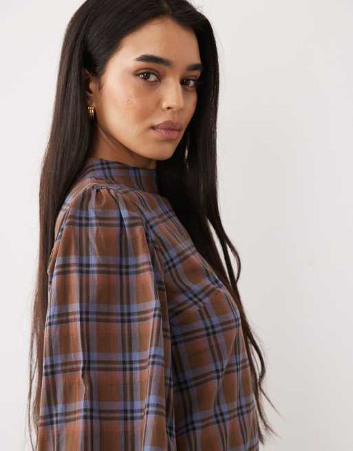 Glamorous – Niebiesko-brązowa sukienka mini w kratę z bufkami i zabudowanym dekoltem, 3 z 4